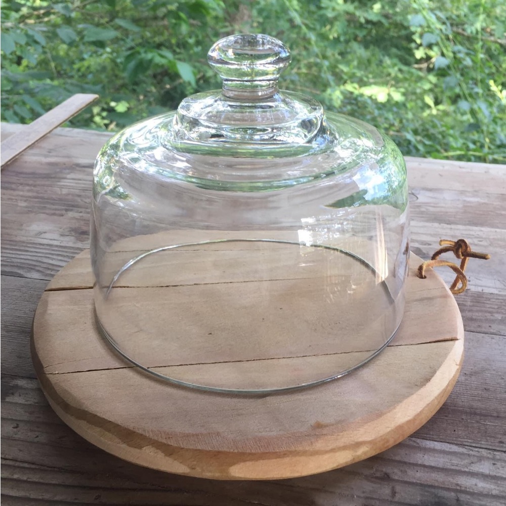 5841 Cloche & Charcuterie Bread Cutting Board Hand Carved & Small Glass Cloche